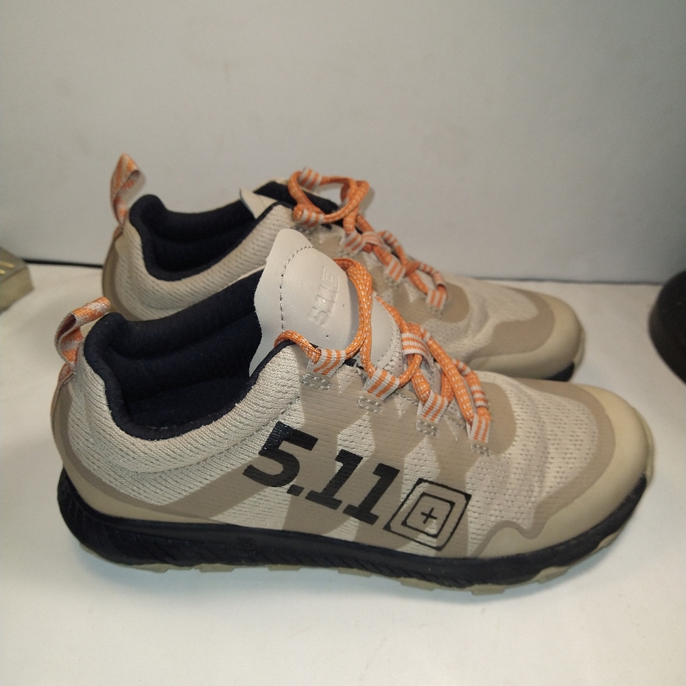 5.11 A/T Trainer 084 Dune-R Tactical Athletic Sneakers Shoes Men's sz 6.